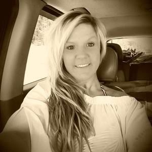 Meet your Posher, Leanne m